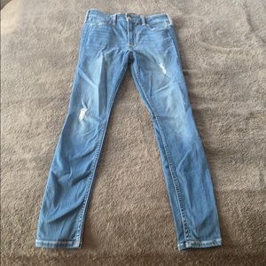 HOLLISTER size 1R (25) skinny jeans